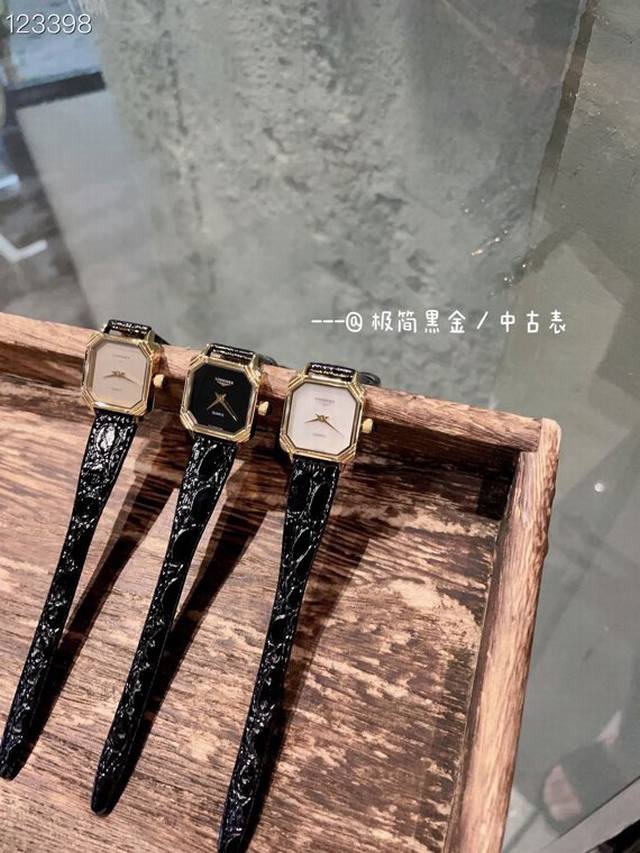 宝藏单品# 中古表-Longines 无字天书极简黑金 心心念念的黑金浪琴小优雅谁戴谁美 方盘四边花边黑金皮带表万人求 还是那么大气有味道 不同的是这次这只通体